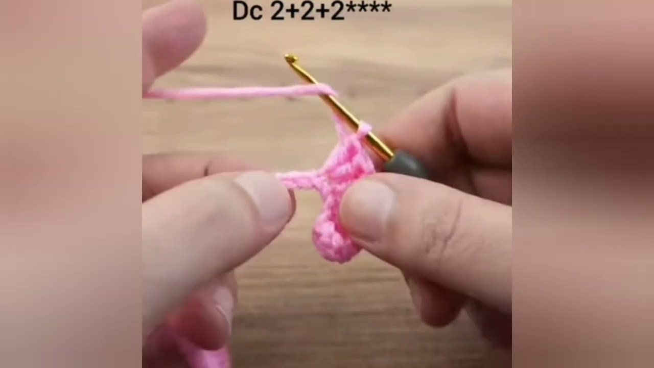 How to make a SCRUNCHIE with Knitting Yarn & Beads