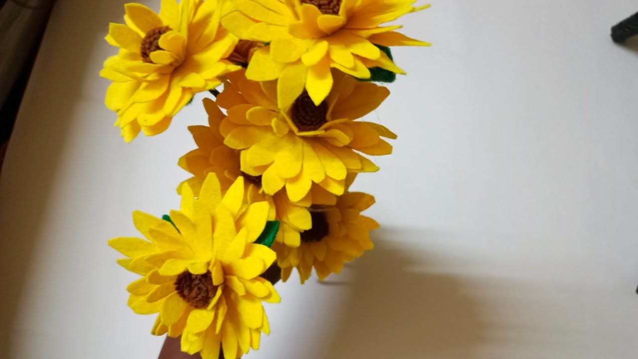 DIY || How to Make Felt Paper Flowers