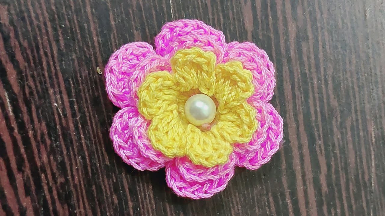 Beautiful crochet flower ????(subtitles available)