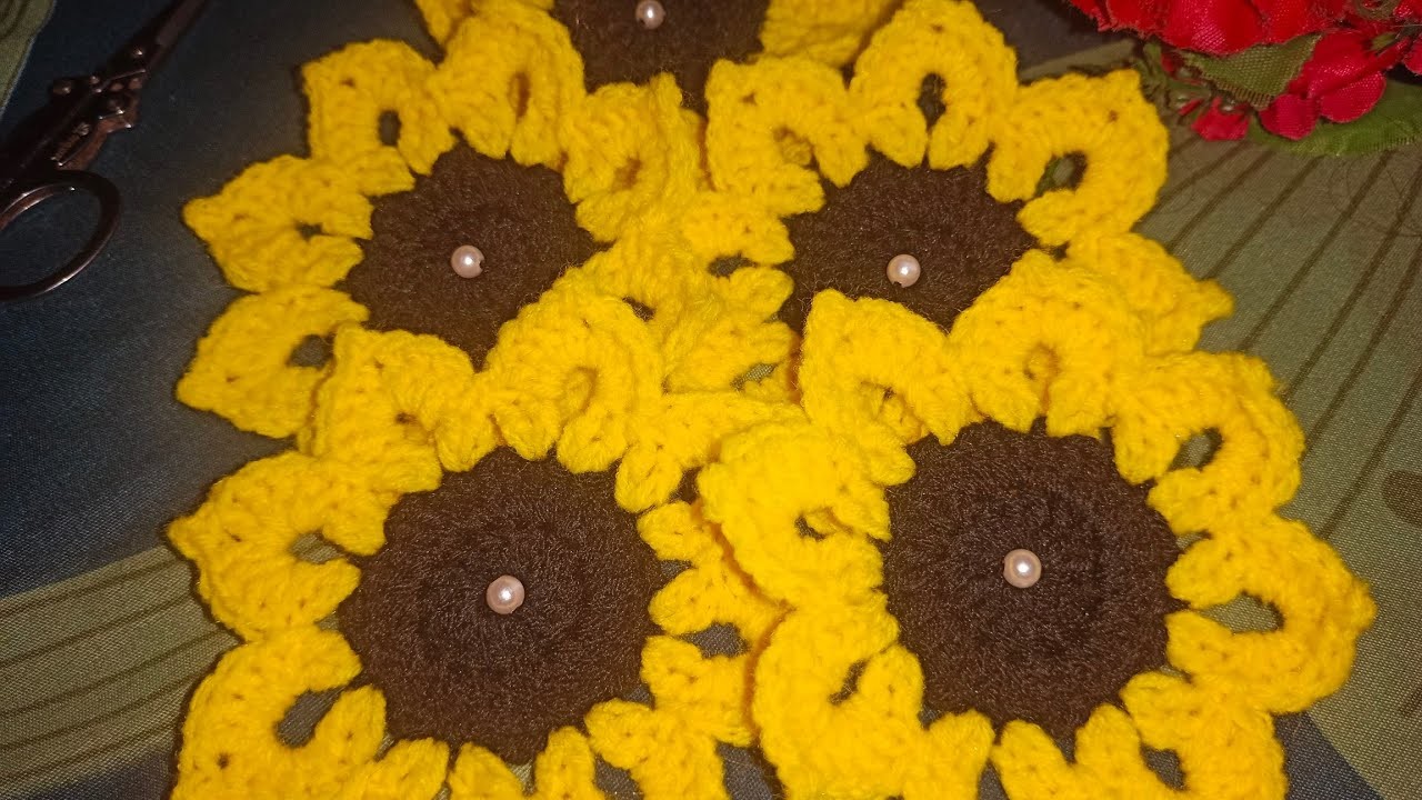 Just 4 round and make a beautiful crochet । easy crochet flower knitting design ।