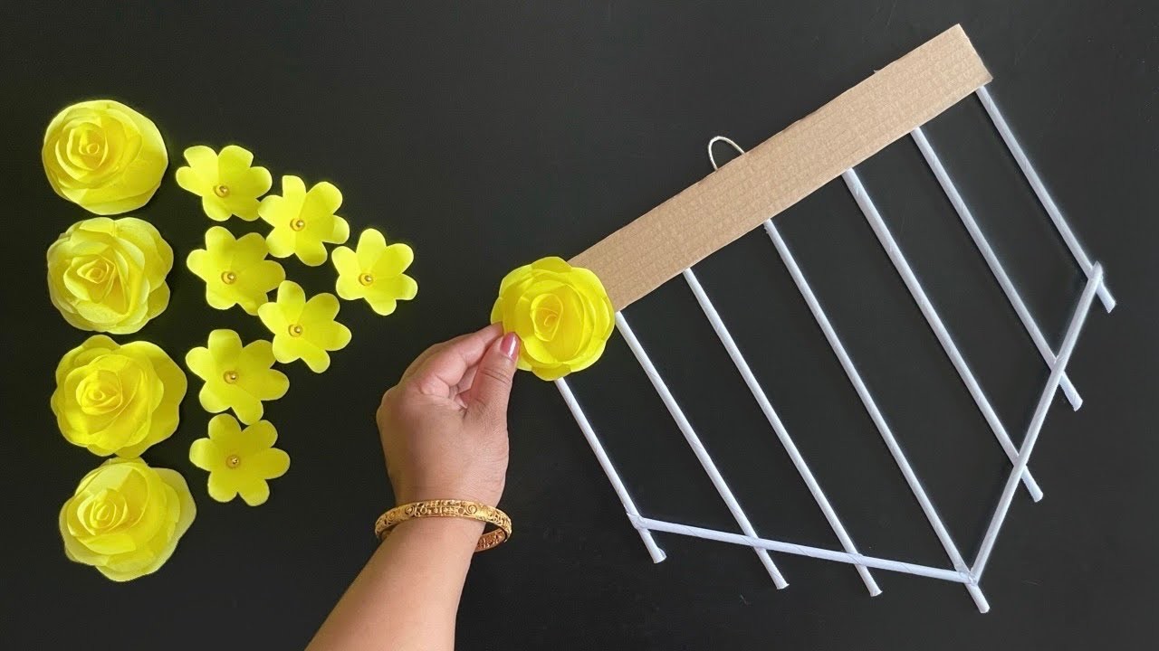 Beautiful Paper Wall Hanging Craft. Paper craft For Home Decoration.Paper Flower wall hanging.DIY
