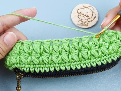 Crochet Floral Zipper Purse Very Beautiful that You can crochet it for gifts | ViVi Berry DIY