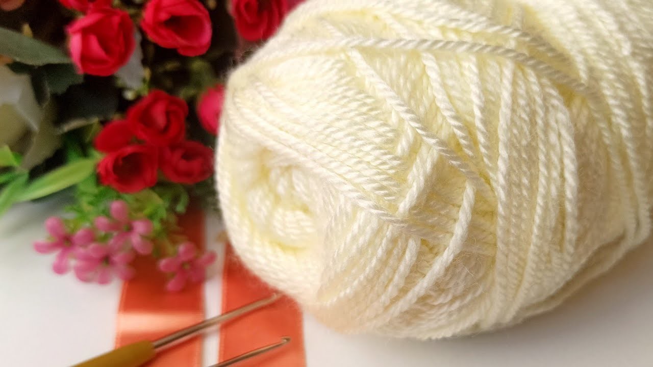 OMG! I couldn't believe you crocheted it so well! Only 2 rows. Crochet stitch