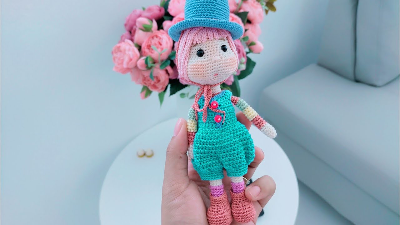 Kawaii doll bag charm crochet tutorial