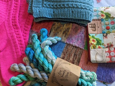 Stitched by Mrs D knitting and crochet podcast episode 40 - a basket full of minis & another blanket