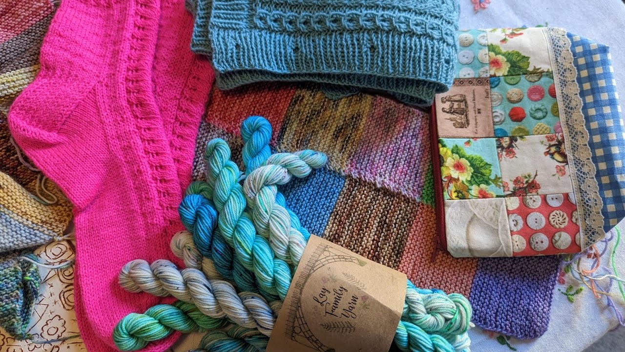 Stitched by Mrs D knitting and crochet podcast episode 40 - a basket full of minis & another blanket