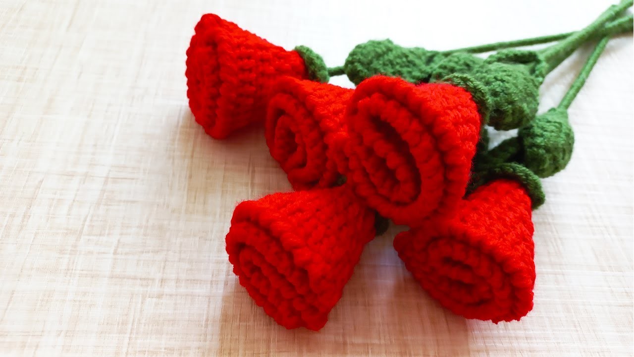 Valentines crochet ideas | crochet rose flower bouquet tutorial