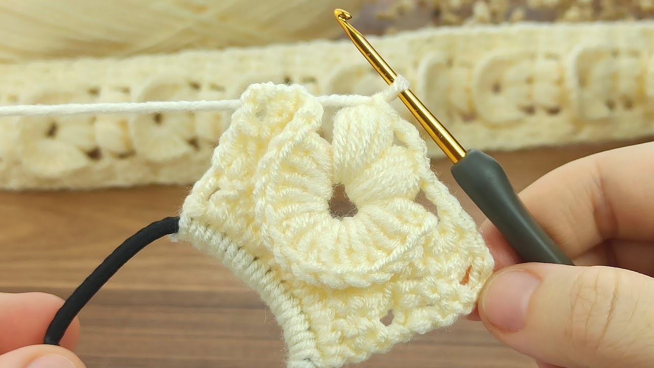 Wow.!???????? sell as many as you can weave. Very easy filled  crochet reverse loop hair band making