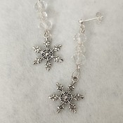 Beautiful dangling sterling silver snowflake earrings