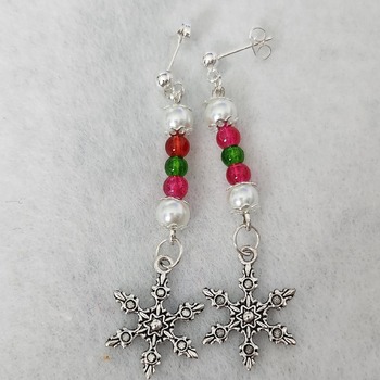 Beautiful sterling silver dangly snowflake Christmas earrings