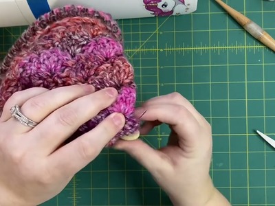 Attach a Removable Pom to a Hat with Me!