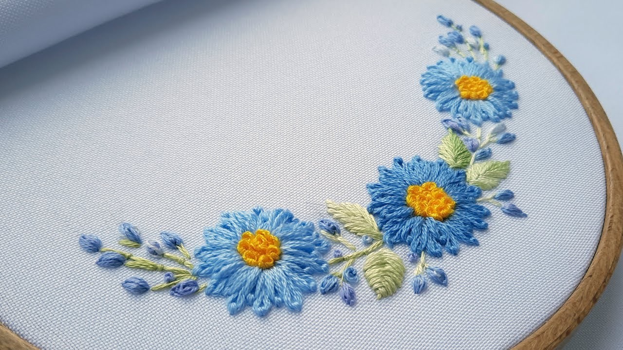 Blue Daisies Embroidery for beginners Lazy Daisy stitch